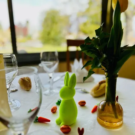 Hotel Poste Et Champanne 3*